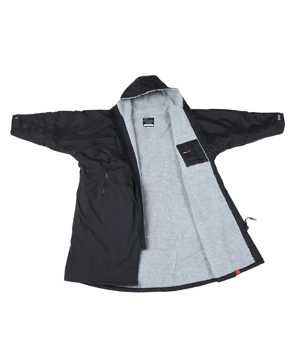 Advance Long Sleeved (2022) in Black & Grey