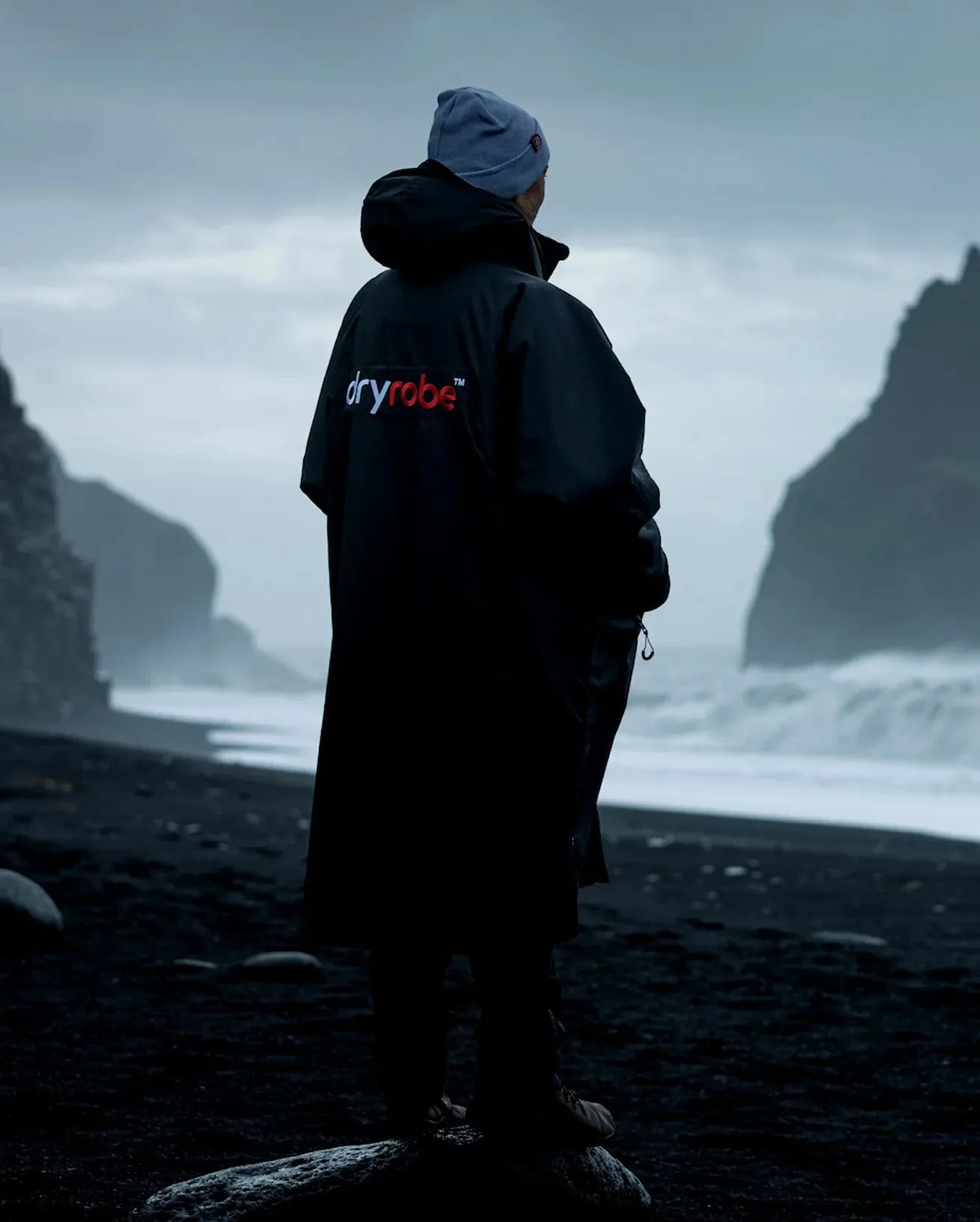 Advance Long Sleeved (2022) in Black & Grey