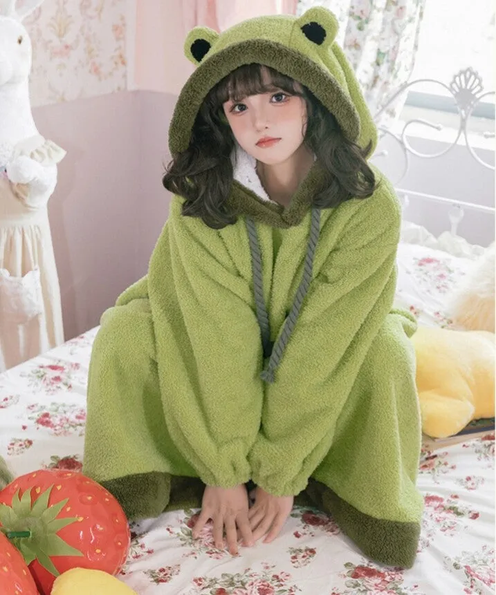 Cute Double-sided Velvet Frog Pajamas