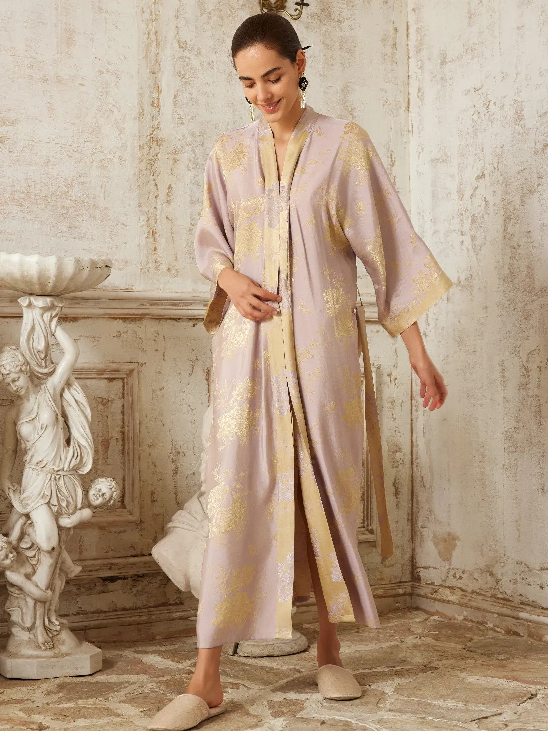 Reversible Lavender & Gold Jacquard Kimono Robe